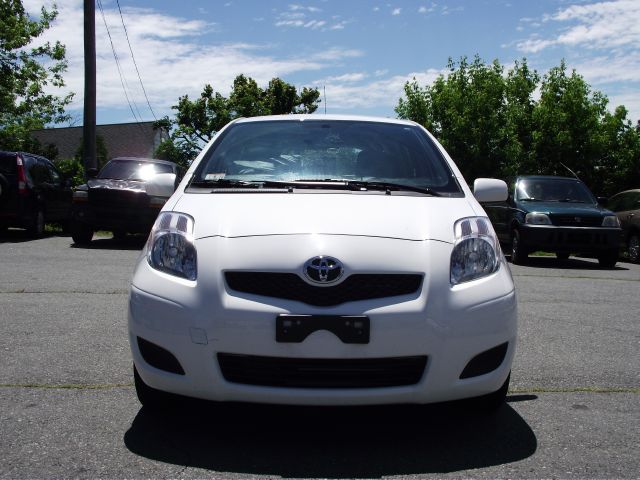 Toyota Yaris Prerunner Double CAB Hatchback