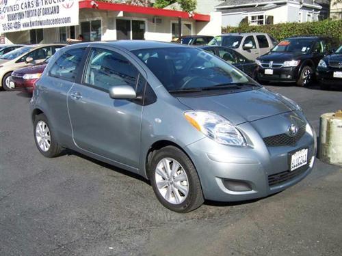 Toyota Yaris 2011 photo 3