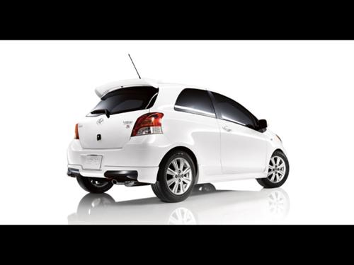 Toyota Yaris 2011 photo 4