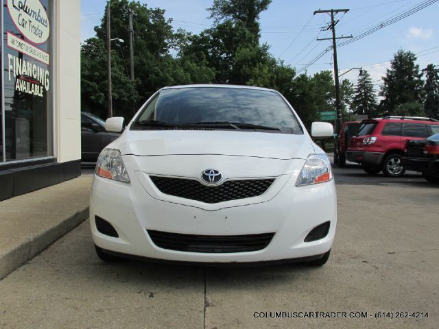 Toyota Yaris 4DR 4WD Sport AT Sedan