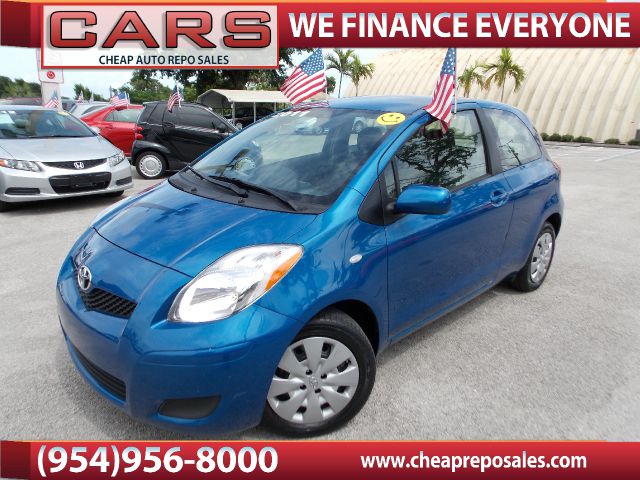 Toyota Yaris 2011 photo 3