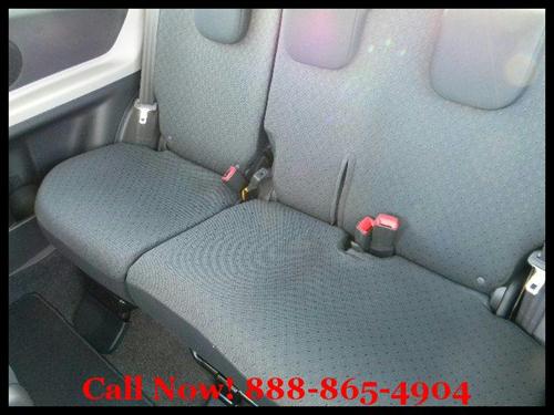 Toyota Yaris 2011 photo 2