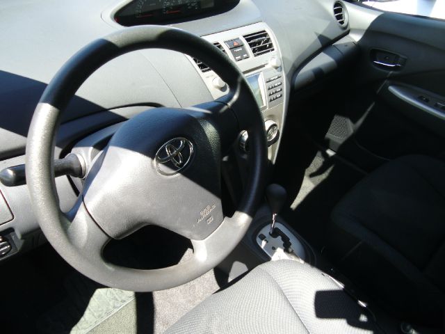 Toyota Yaris 4DR 4WD Sport AT Sedan