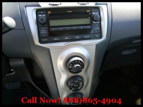 Toyota Yaris 2011 photo 3