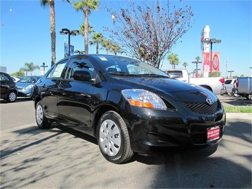 Toyota Yaris 2011 photo 3