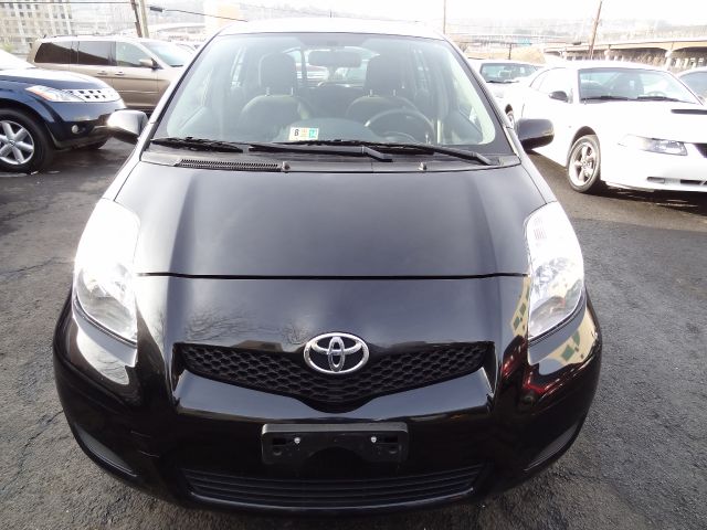Toyota Yaris 2011 photo 3