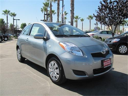 Toyota Yaris 2011 photo 3