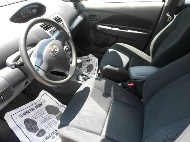 Toyota Yaris 4DR 4WD Sport AT Sedan