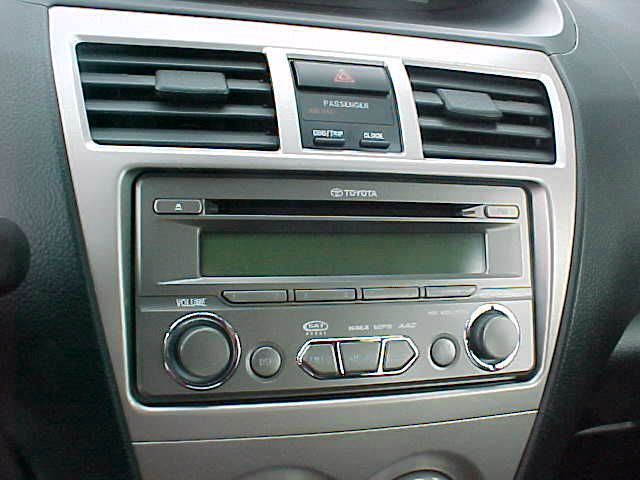 Toyota Yaris 4DR 4WD Sport AT Sedan