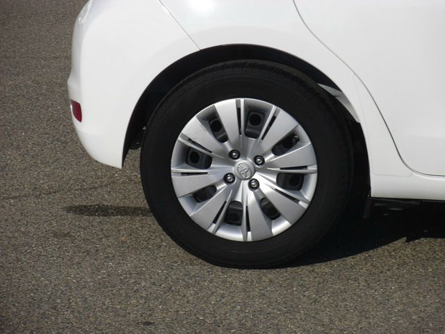 Toyota Yaris 2012 photo 1