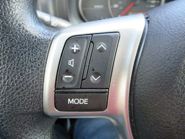 Toyota Yaris 2013 photo 4