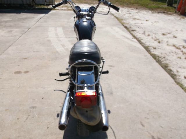 Triumph Bonneville 1973 photo 11