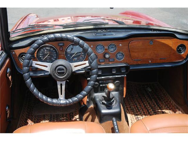 Triumph TR6 1974 photo 22