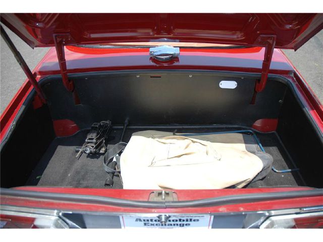 Triumph TR6 1974 photo 8