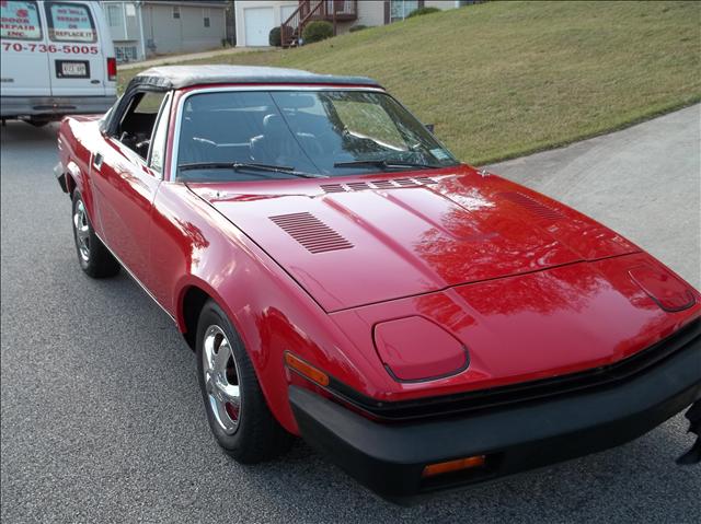 Triumph TR7 1980 photo 1