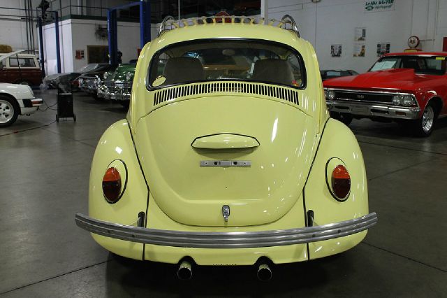 Volkswagen Beetle Sport Technology Coupe