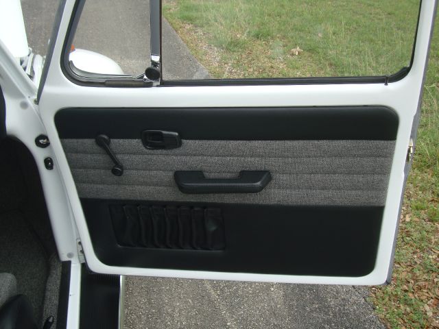 Volkswagen Beetle 1973 photo 40