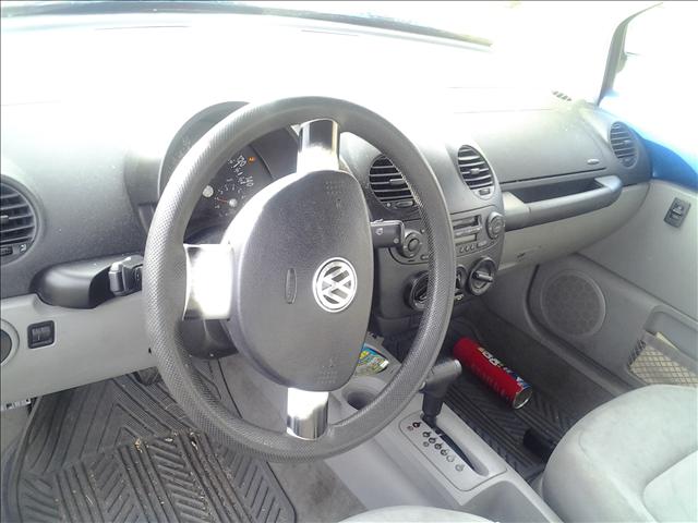 Volkswagen Beetle 1999 photo 2