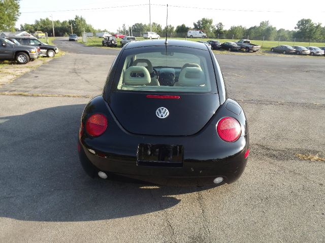 Volkswagen Beetle 1999 photo 2