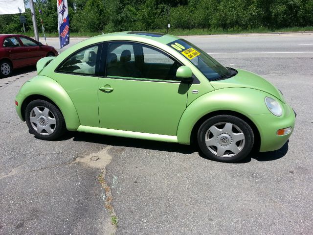 Volkswagen Beetle 2000 photo 3