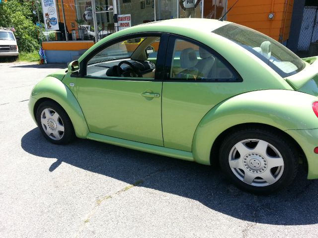 Volkswagen Beetle 2000 photo 4