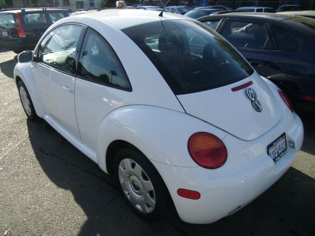 Volkswagen Beetle 2001 photo 1