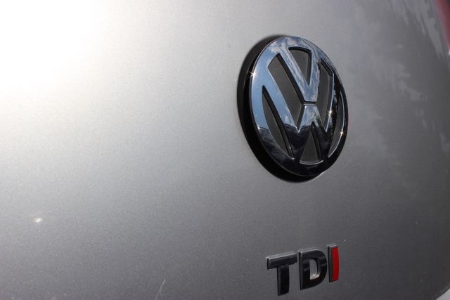 Volkswagen Beetle 2001 photo 6