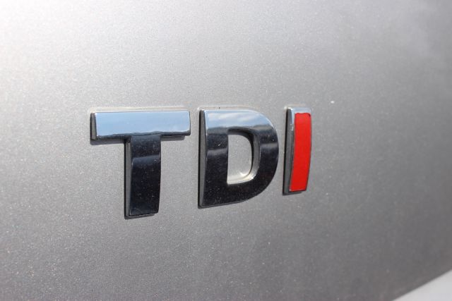 Volkswagen Beetle 2001 photo 8