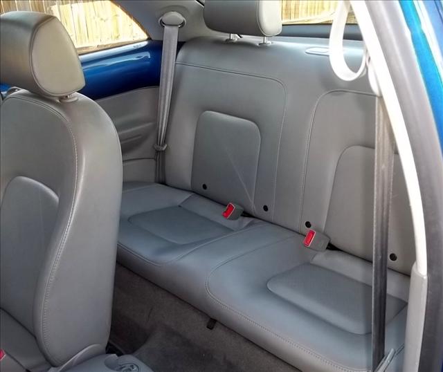 Volkswagen Beetle 2004 photo 5