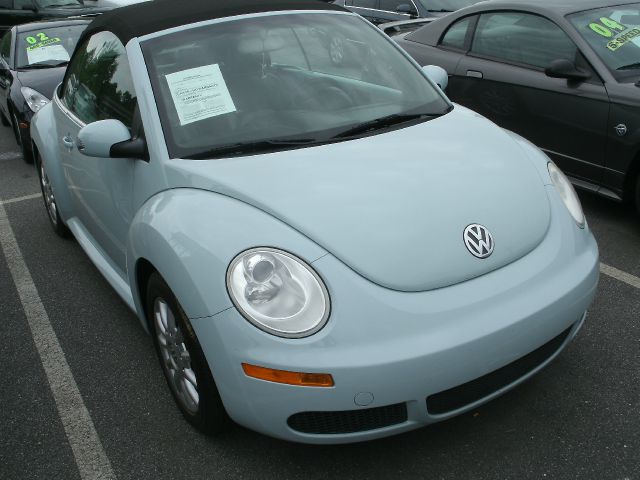 Volkswagen Beetle 2006 photo 1