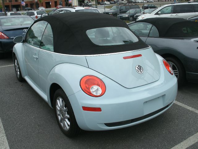Volkswagen Beetle 2006 photo 2