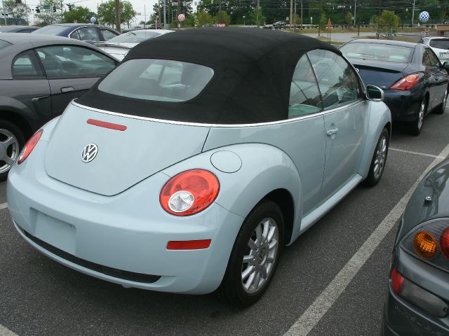 Volkswagen Beetle 2006 photo 4