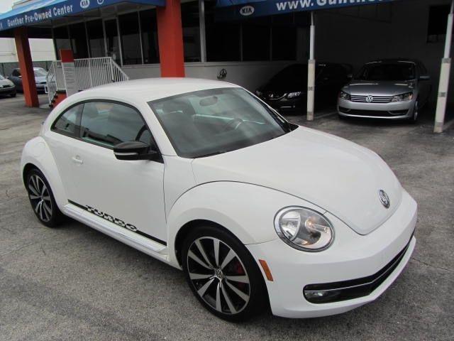 Volkswagen Beetle 2012 photo 0