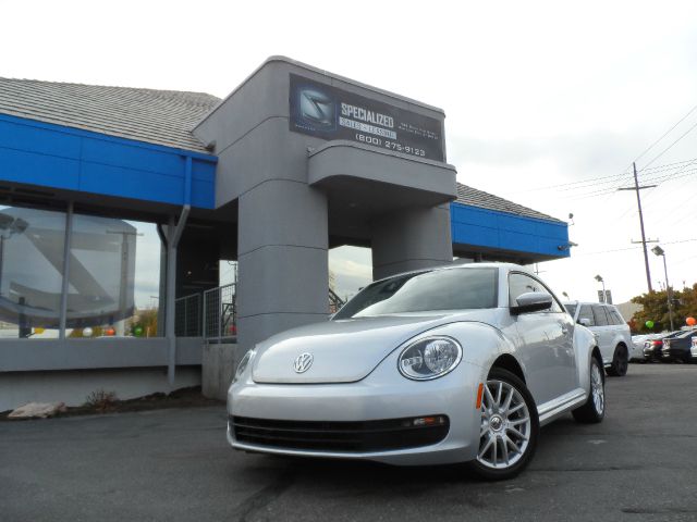 Volkswagen Beetle 2012 photo 4