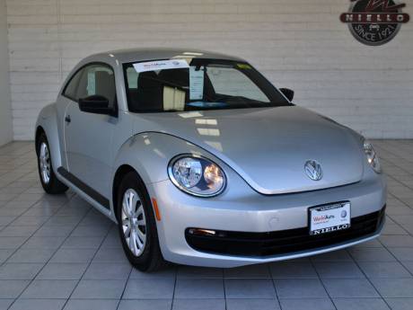 Volkswagen Beetle 2012 photo 1