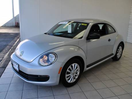 Volkswagen Beetle 2012 photo 2