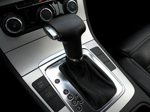 Volkswagen CC 2009 photo 3