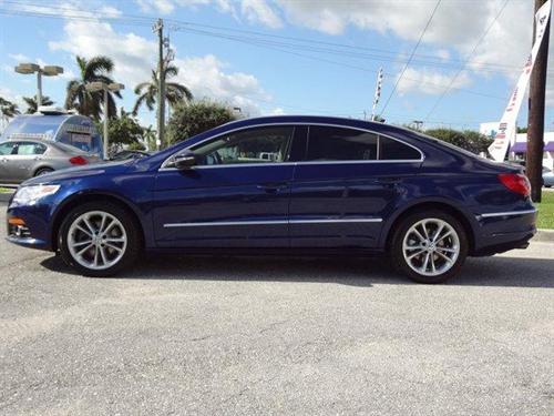 Volkswagen CC 2009 photo 1