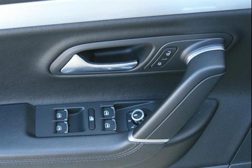 Volkswagen CC 2009 photo 3
