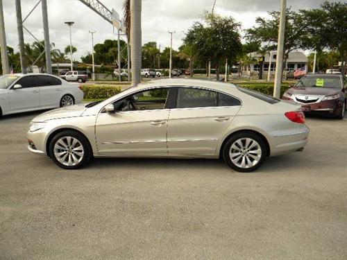 Volkswagen CC 2009 photo 1