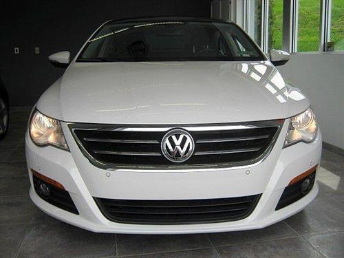 Volkswagen CC 2009 photo 1