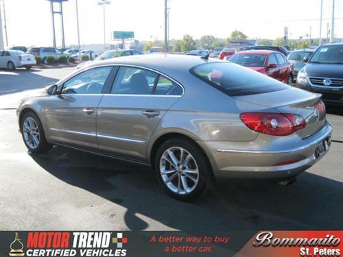 Volkswagen CC 2009 photo 2