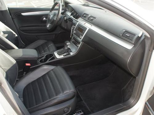 Volkswagen CC 2009 photo 1