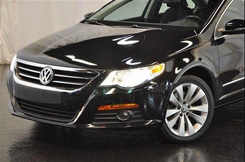 Volkswagen CC 2009 photo 1