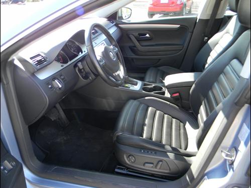 Volkswagen CC 2009 photo 2