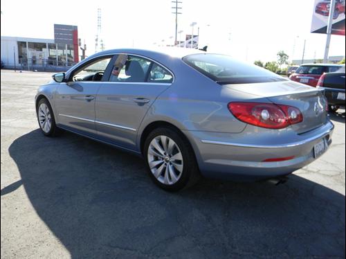Volkswagen CC 2009 photo 4