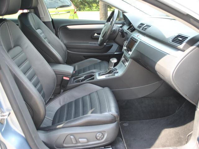 Volkswagen CC 2009 photo 4