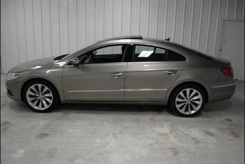 Volkswagen CC 2009 photo 3