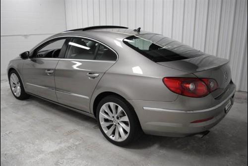Volkswagen CC 2009 photo 4