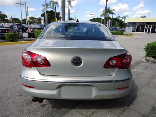 Volkswagen CC 2009 photo 1